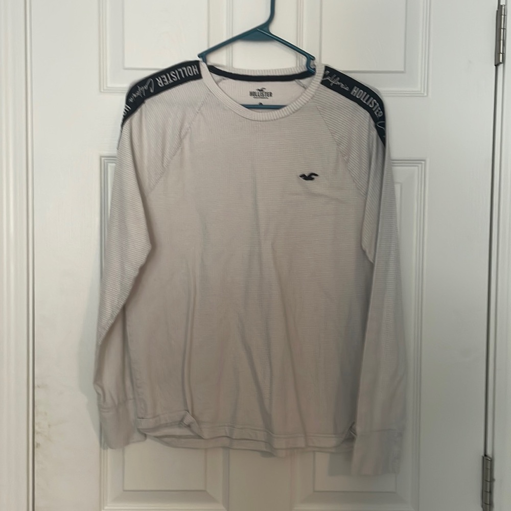 Hollister Long-Sleeve SMALL